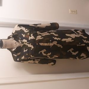 Light fitting army dress